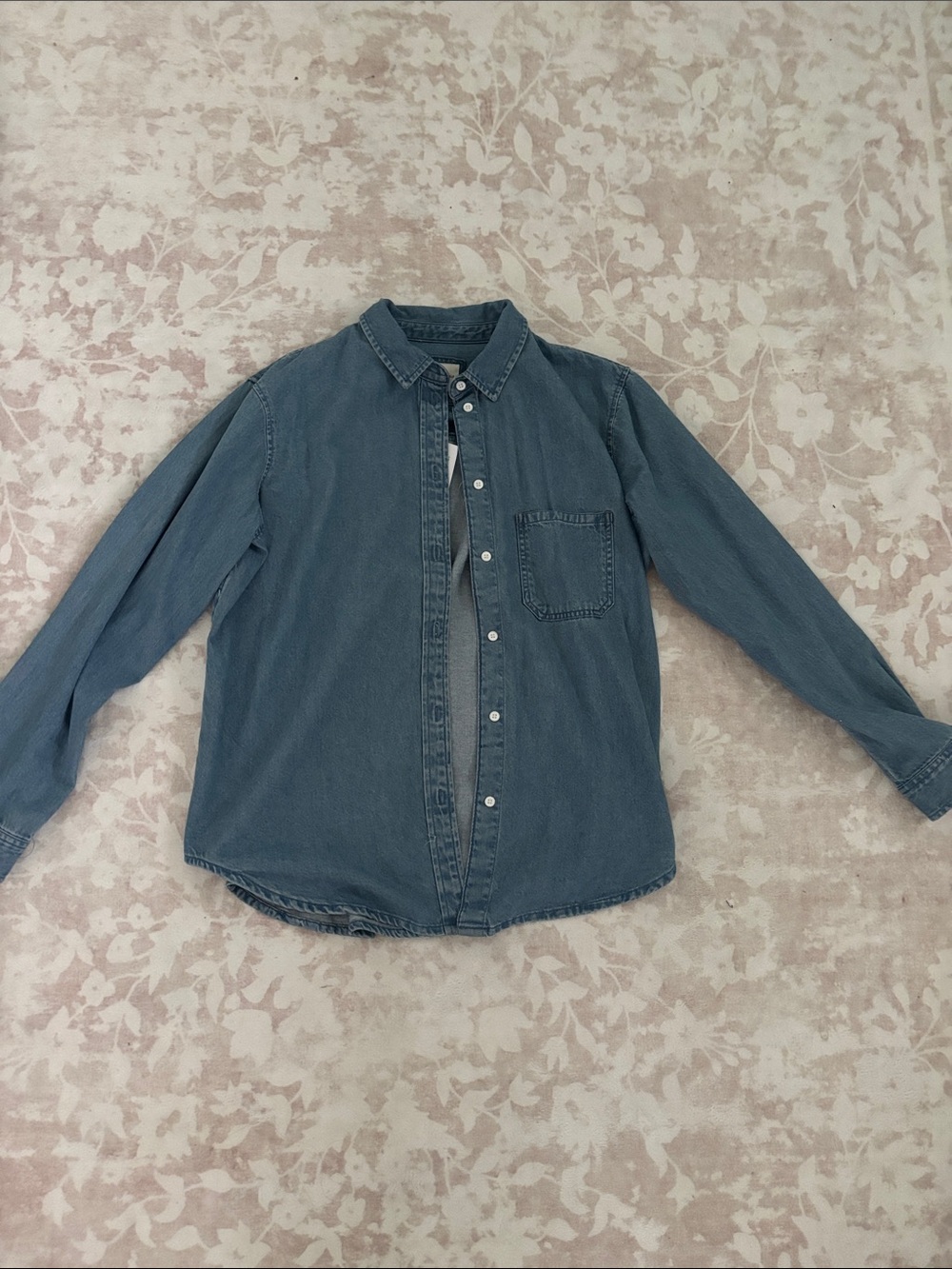 American Eagle Outfitters Light Blue Denim Jacket